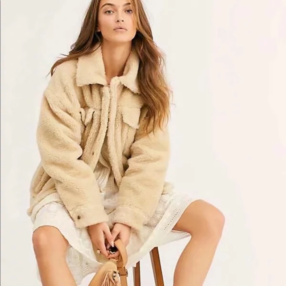 Sherpa Trucker Jacket / Coat - Picture 3 of 7